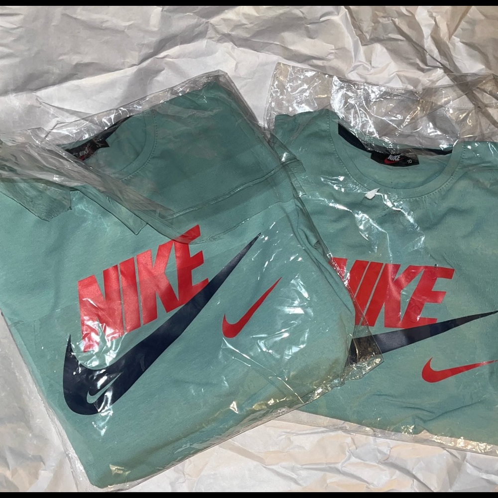 Boys/Kids Nike short set.